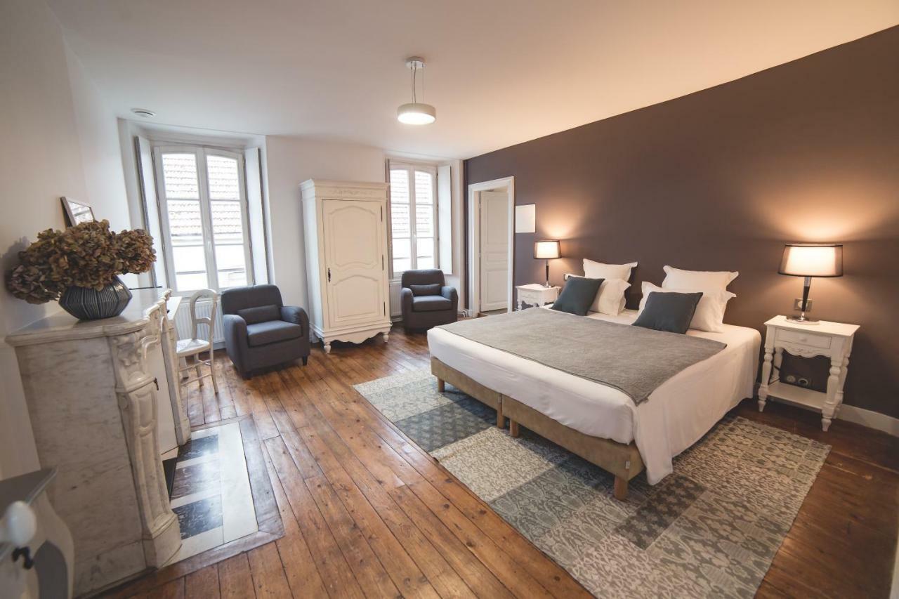 Le Relais De L'Endormie Hotel โนฌ็องต์-ซูร์-แซน ภายนอก รูปภาพ